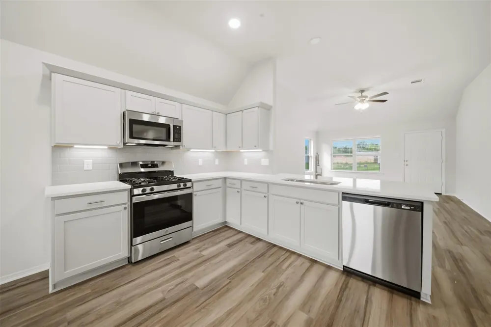1220 High Street Navasota, TX 77868
