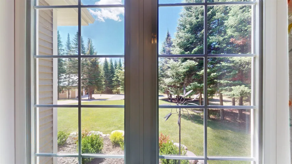 8540 Beland Boulevard Forest Home Township, MI 49515