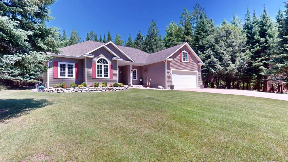 8540 Beland Boulevard Forest Home Township, MI 49515