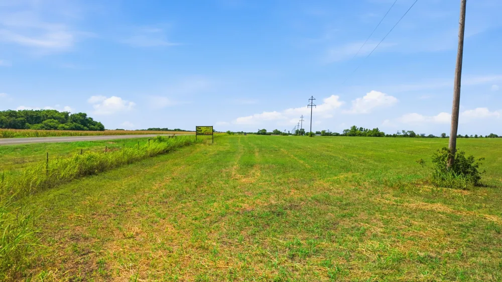 Hwy 69 Whitewright, TX 75491