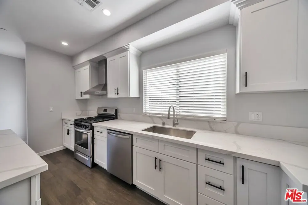 4239 Halldale Avenue Los Angeles, CA 90062
