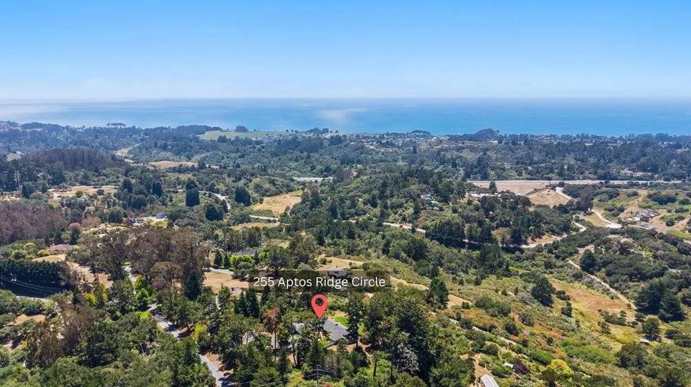 255 Aptos Ridge Circle Watsonville, CA 95076