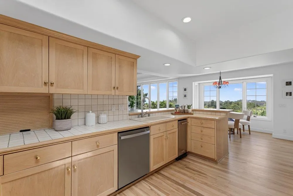 255 Aptos Ridge Circle Watsonville, CA 95076