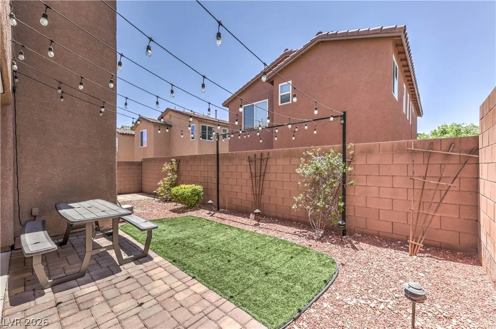 9317 Flowering Tulip Avenue Las Vegas, NV 89166