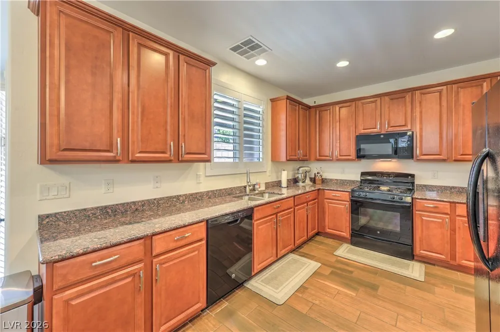 9317 Flowering Tulip Avenue Las Vegas, NV 89166