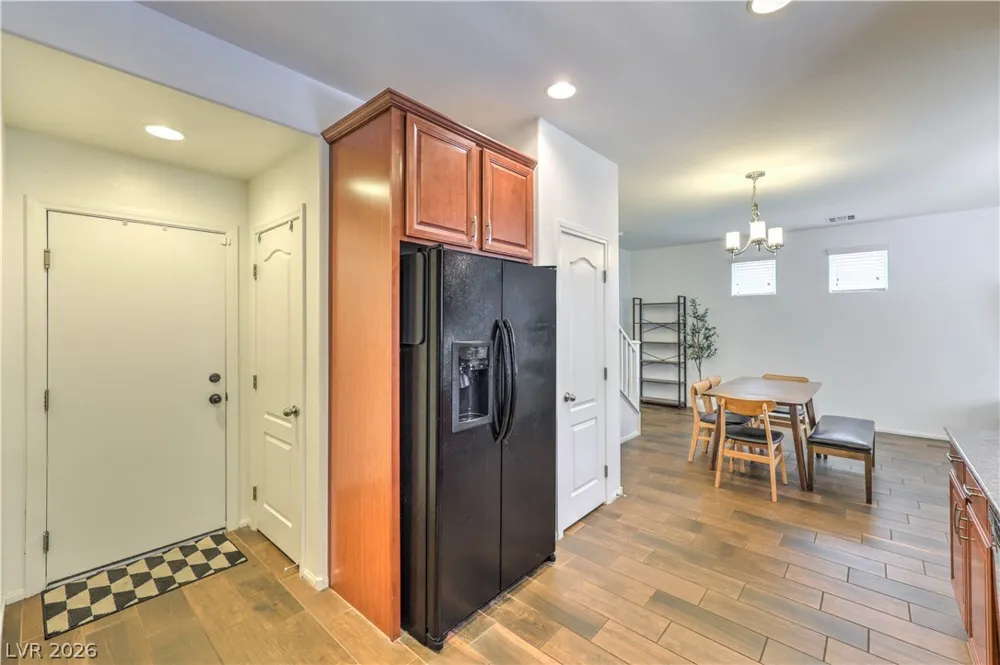 9317 Flowering Tulip Avenue Las Vegas, NV 89166