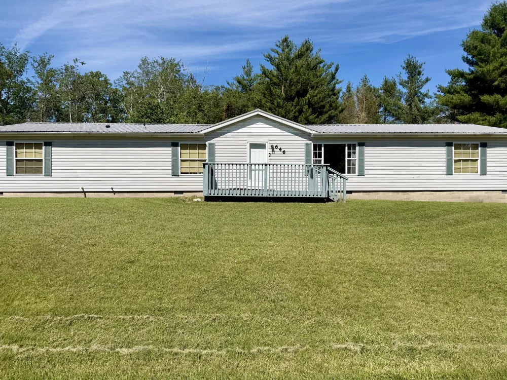646 George Street Grant Township, MI 48617