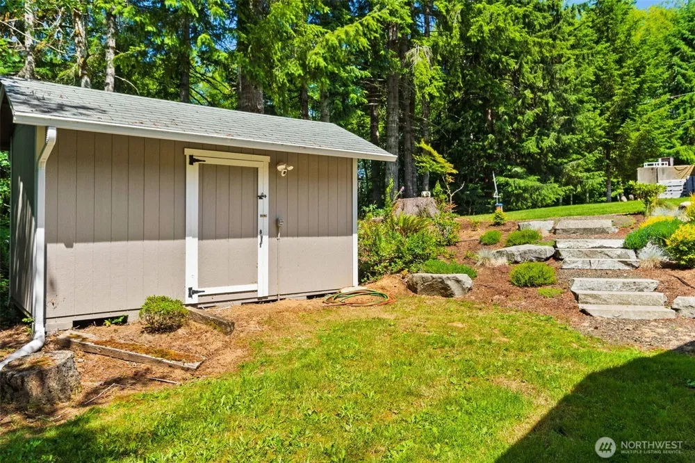 59 Timothy Lane E Elma, WA 98541