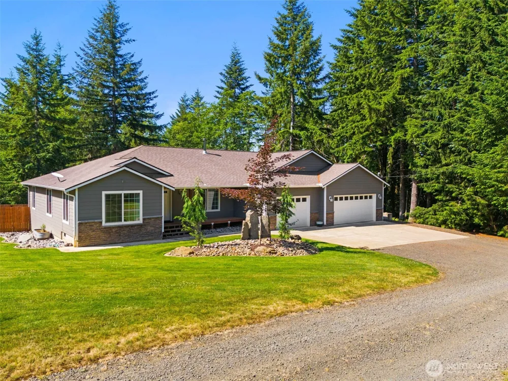 59 Timothy Lane E Elma, WA 98541