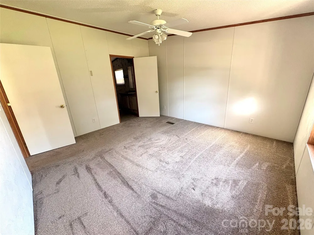 5422 Wrenn Drive Catawba, NC 28037