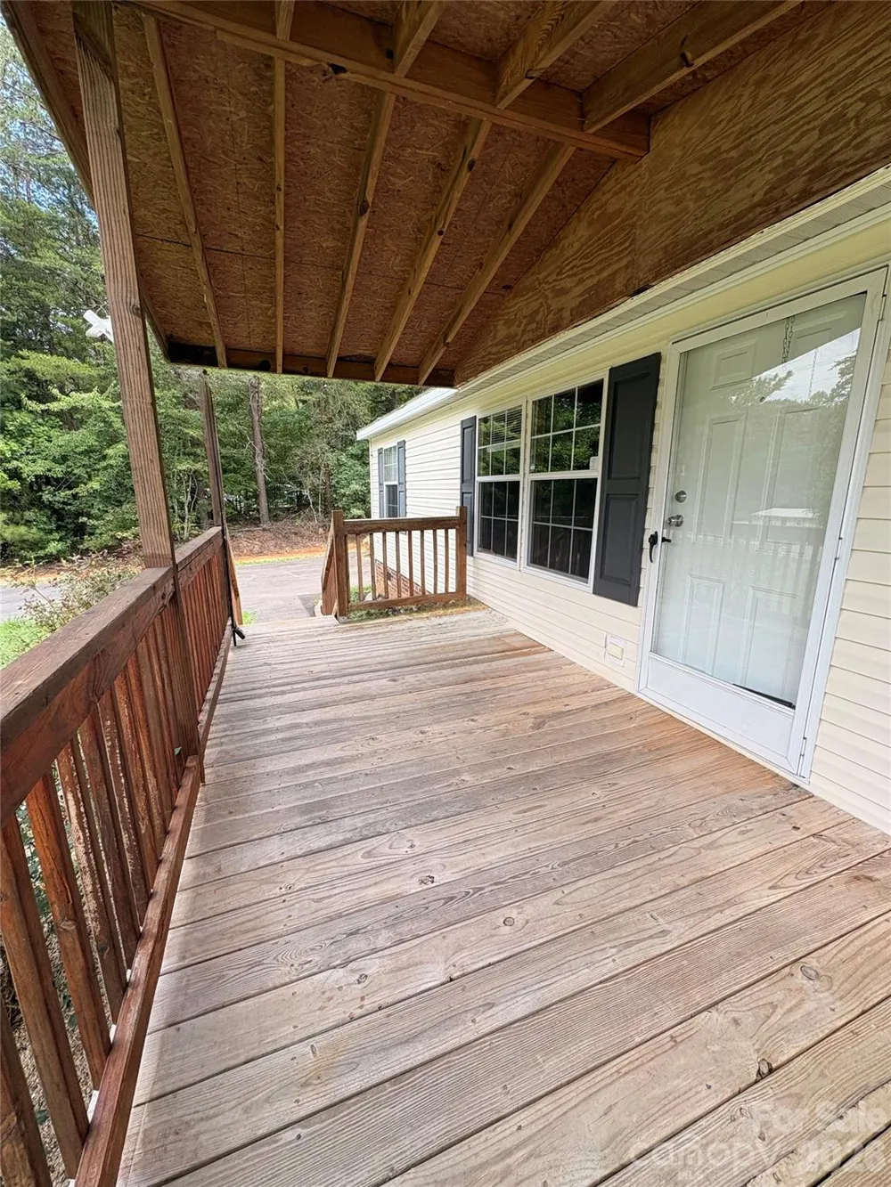 5422 Wrenn Drive Catawba, NC 28037