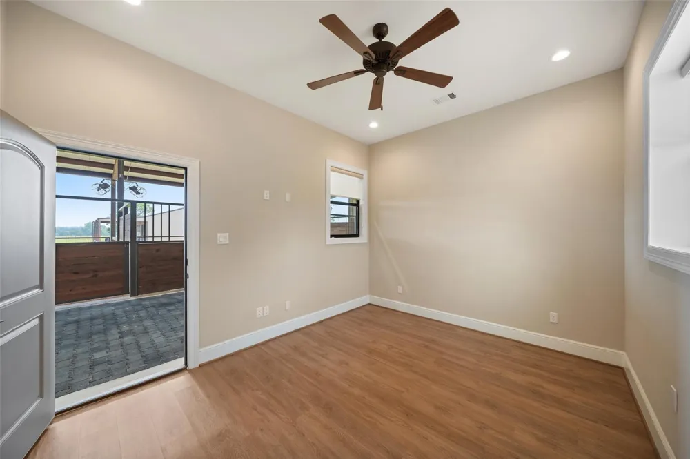 30163 High Spirit Ranch Road Hempstead, TX 77445