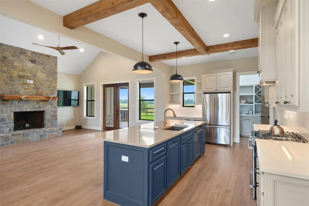 30163 High Spirit Ranch Road Hempstead, TX 77445