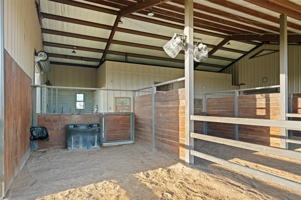 30163 High Spirit Ranch Road Hempstead, TX 77445