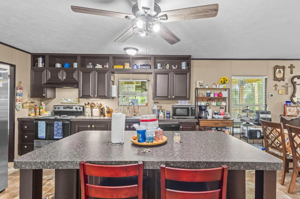 2672 Pleasure Bend Drive Hemphill, TX 75948