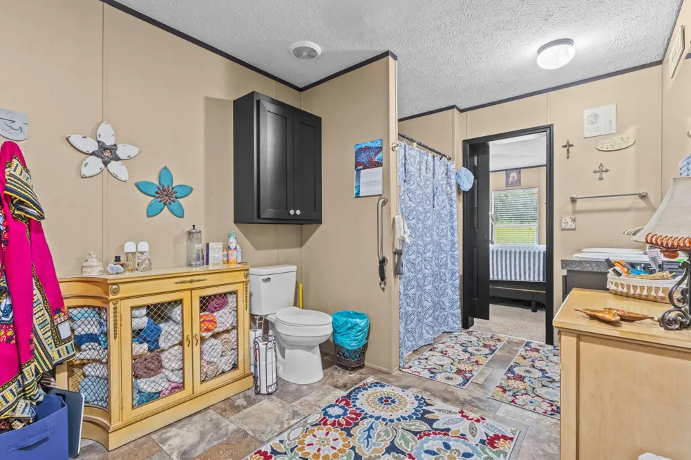 2672 Pleasure Bend Drive Hemphill, TX 75948