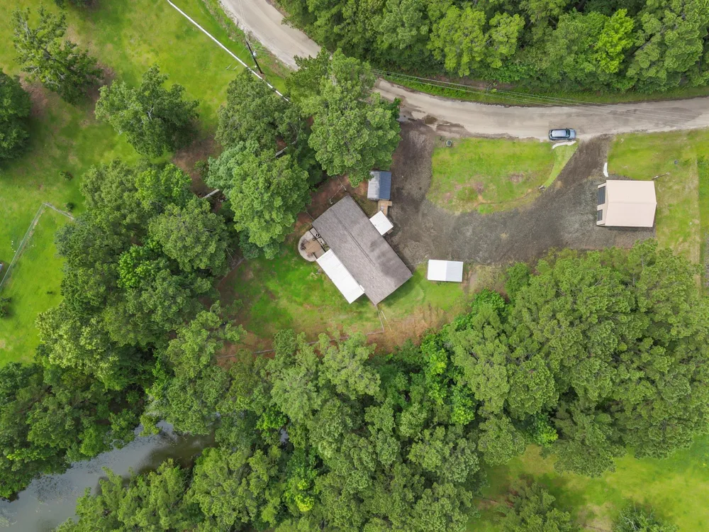 2672 Pleasure Bend Drive Hemphill, TX 75948