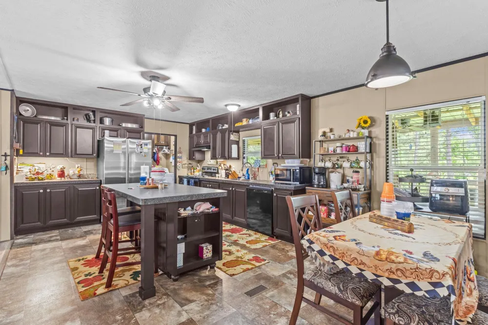 2672 Pleasure Bend Drive Hemphill, TX 75948