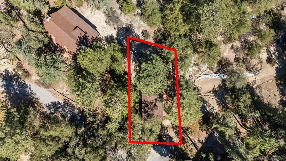 52910 Cedar Dr Idyllwild, CA 92549