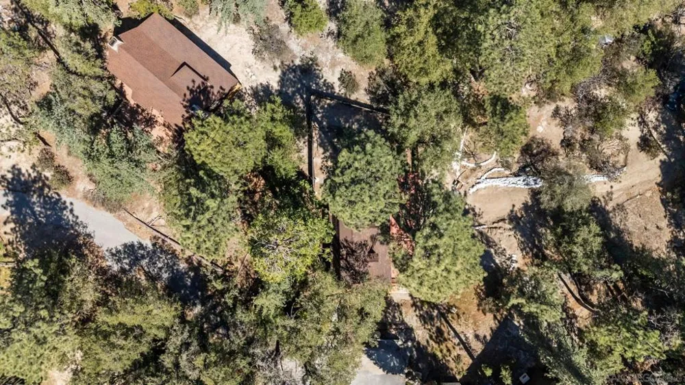 52910 Cedar Dr Idyllwild, CA 92549