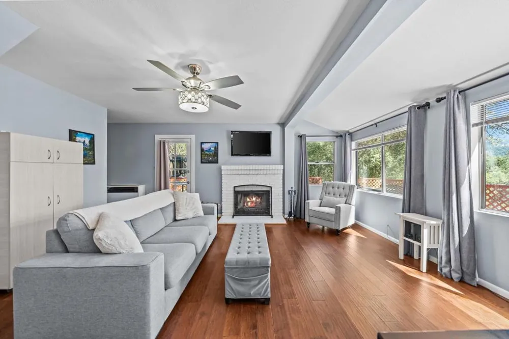 52910 Cedar Dr Idyllwild, CA 92549