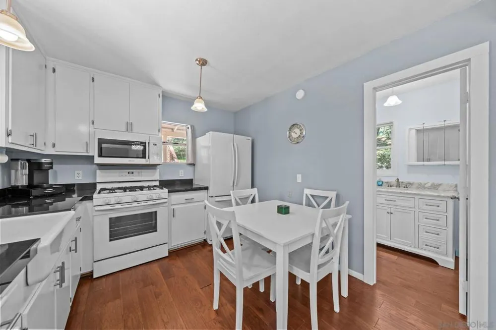 52910 Cedar Dr Idyllwild, CA 92549
