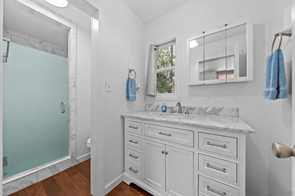 52910 Cedar Dr Idyllwild, CA 92549