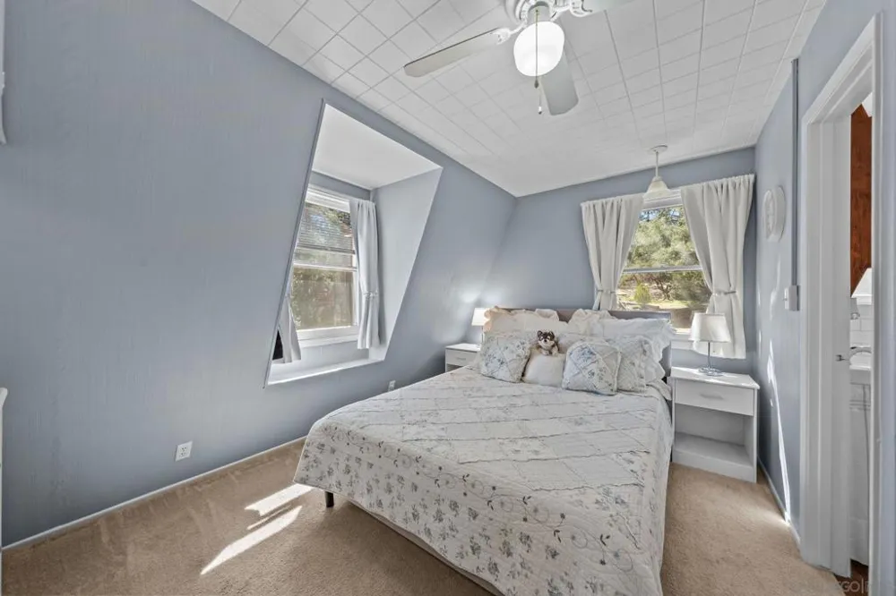 52910 Cedar Dr Idyllwild, CA 92549