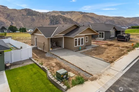 14893 Red Delicious Street