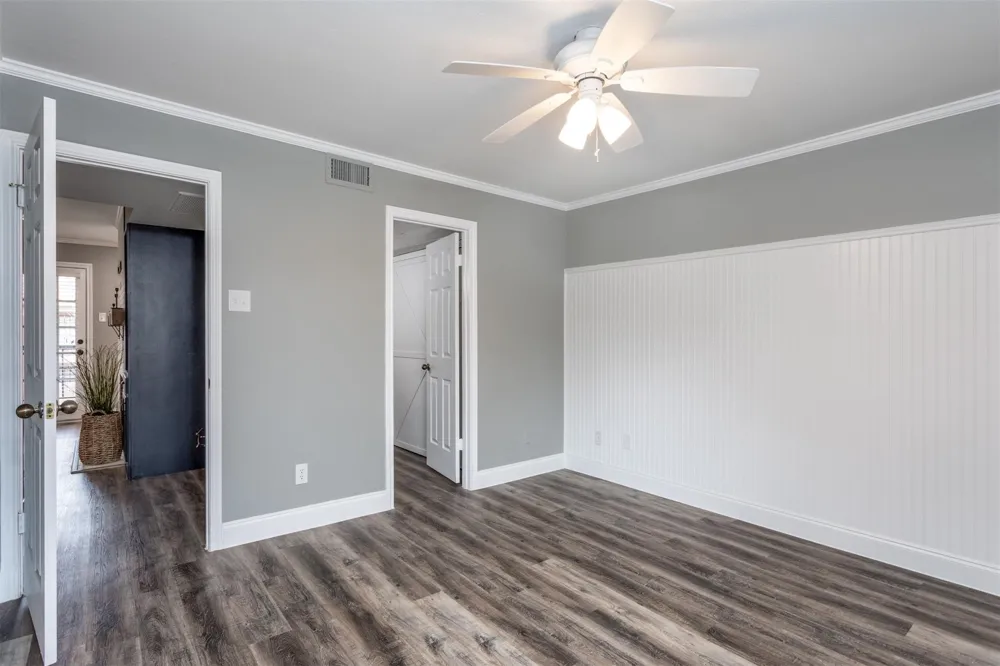 16301 Ledgemont Lane #283 Addison, TX 75001