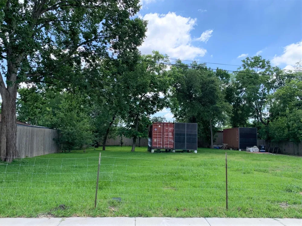 14807 Wagon Trail Road Pearland, TX 77584