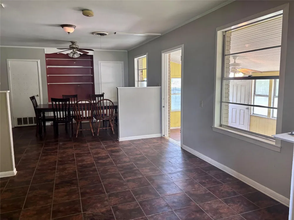 620 W Houston Street Lovelady, TX 75851