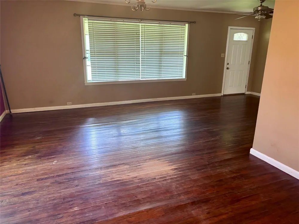 620 W Houston Street Lovelady, TX 75851