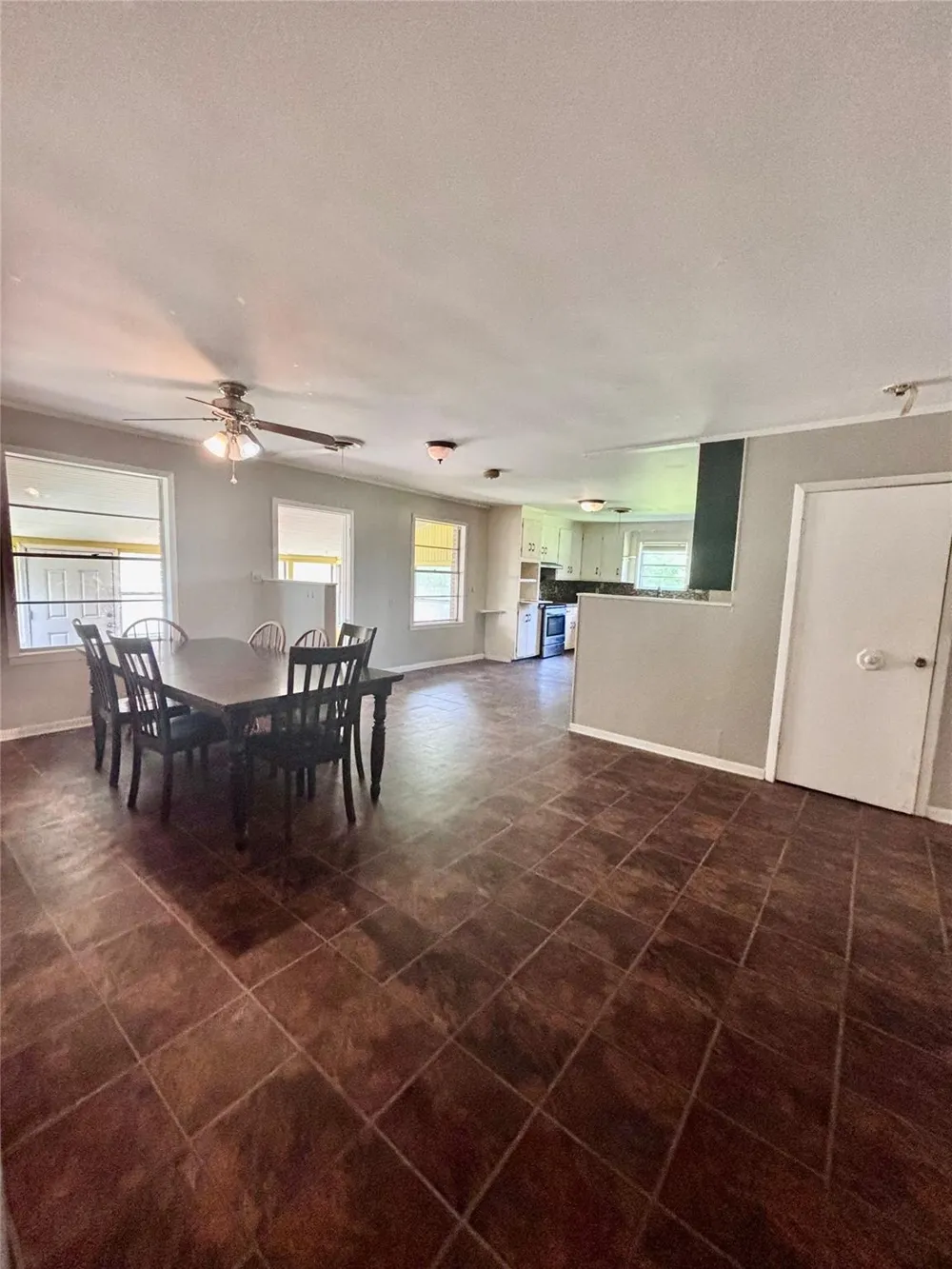 620 W Houston Street Lovelady, TX 75851
