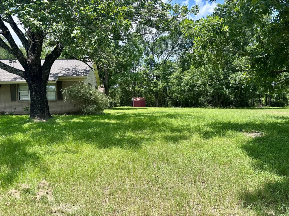 620 W Houston Street Lovelady, TX 75851