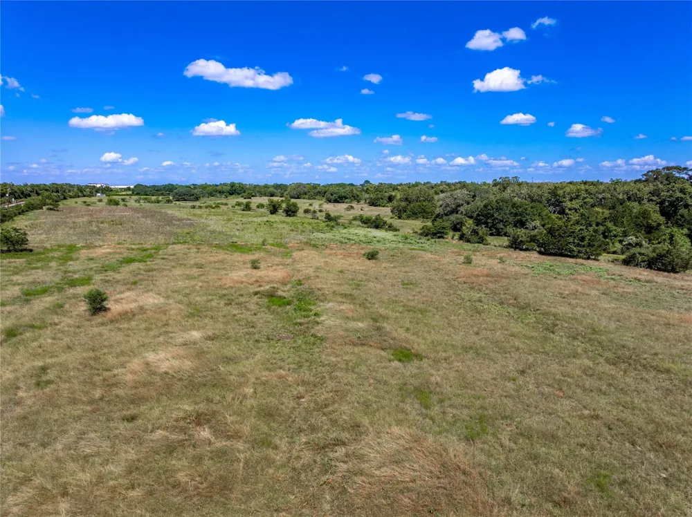 Cr 253 Weimar, TX 78962