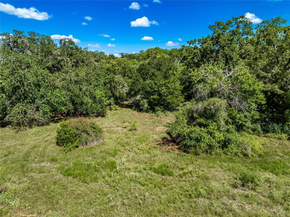 Cr 253 Weimar, TX 78962