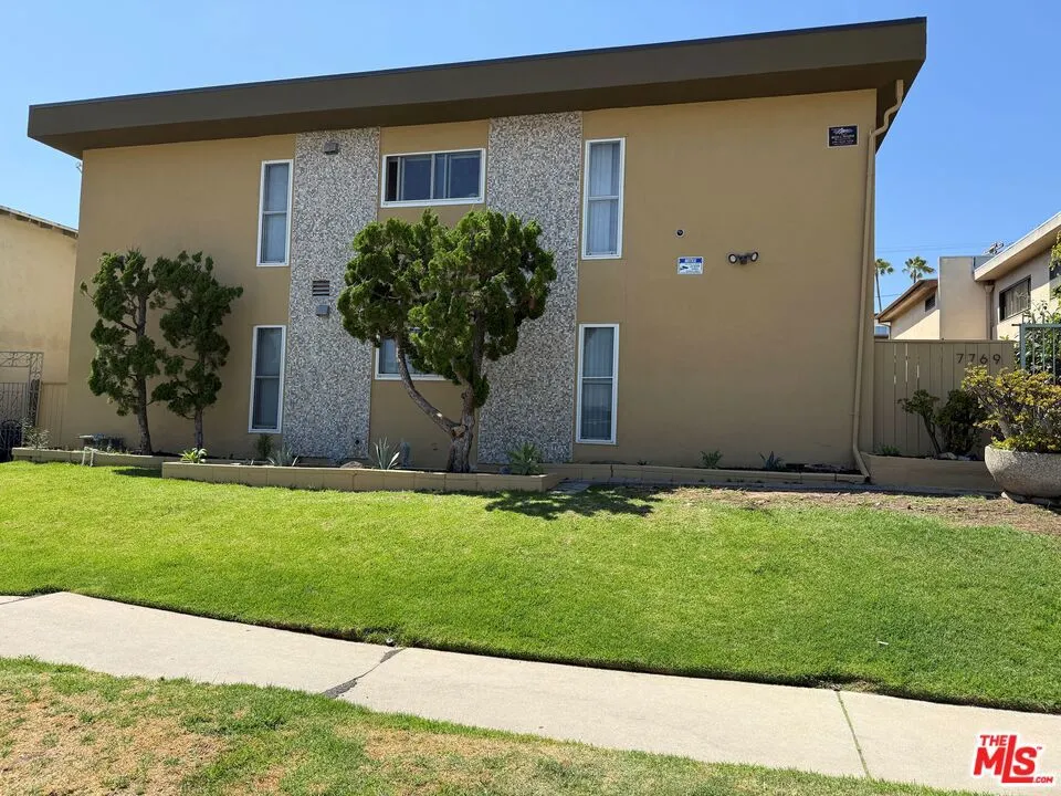 7769 Saint Bernard Street #3 Playa del Rey, CA 90293