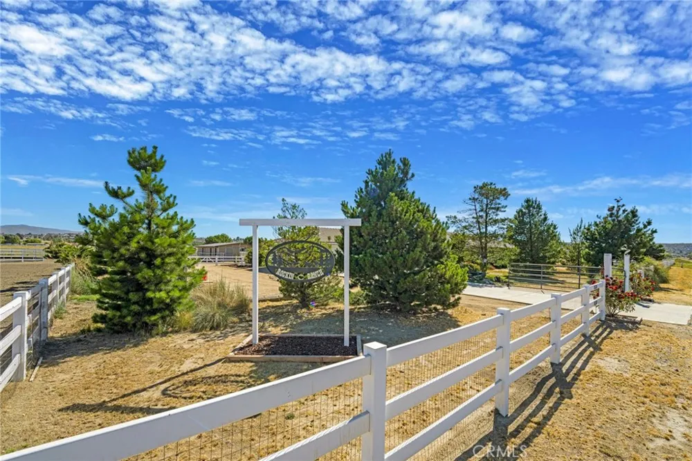 49701 Sky Harbor Aguanga, CA 92536