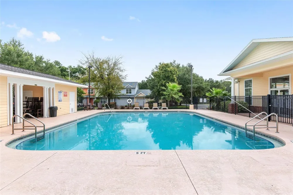 1595 NW 29TH ROAD #3 Gainesville, FL 32605