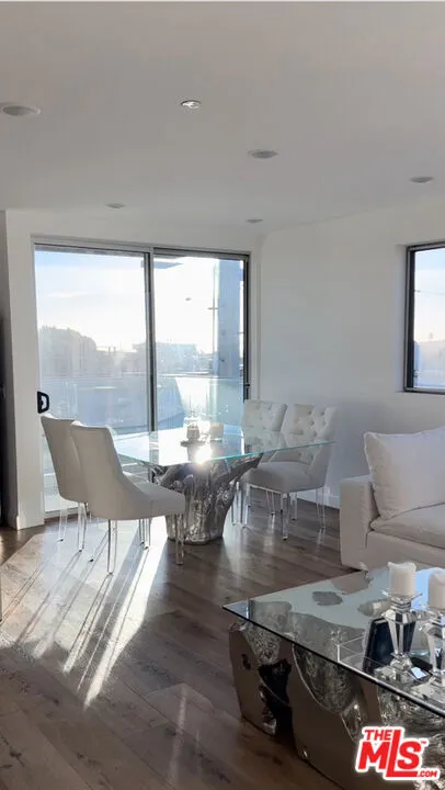 1143 Glenville Drive #501 Los Angeles, CA 90035