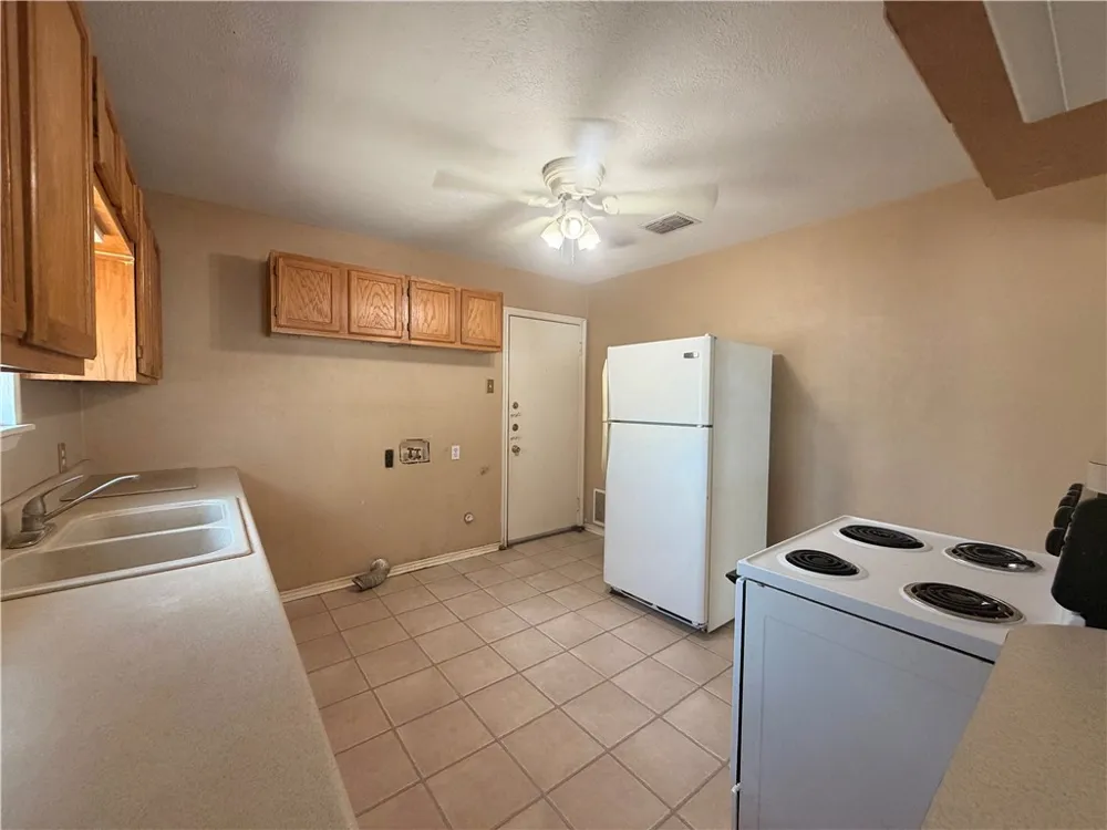 1602 14th Street Corpus Christi, TX 78404