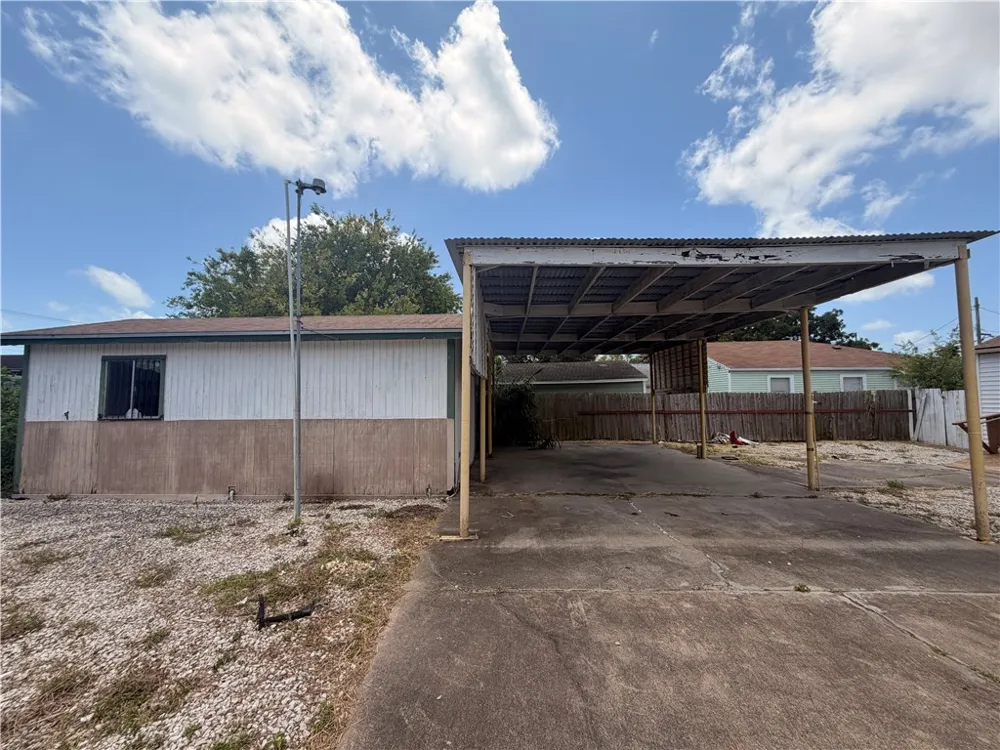 1602 14th Street Corpus Christi, TX 78404