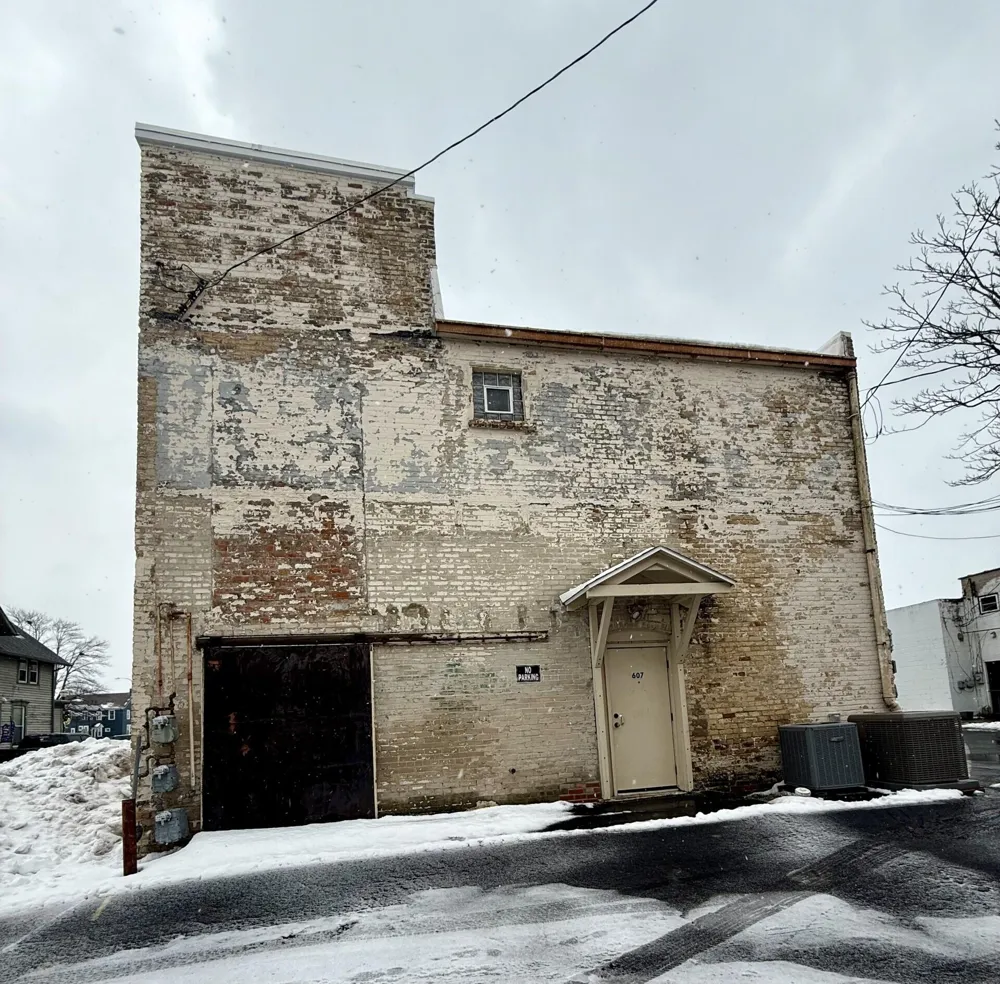 607 Jefferson Avenue La Porte, IN 46350