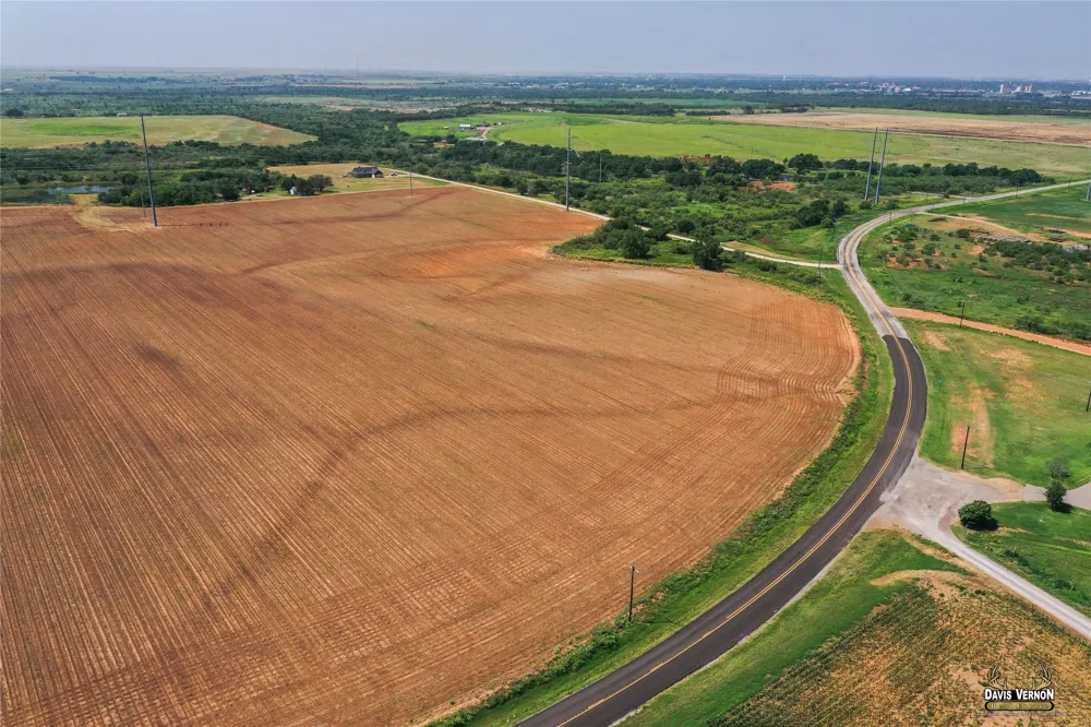 County Road 105 Vernon, TX 76384
