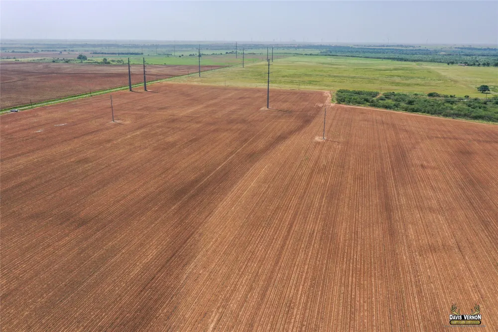 County Road 105 Vernon, TX 76384