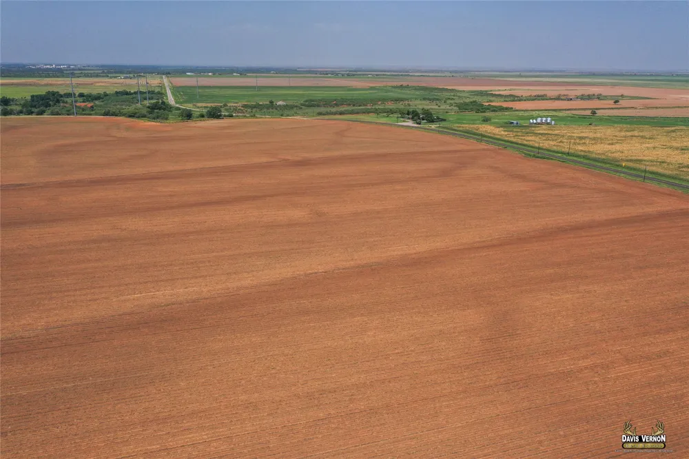 County Road 105 Vernon, TX 76384
