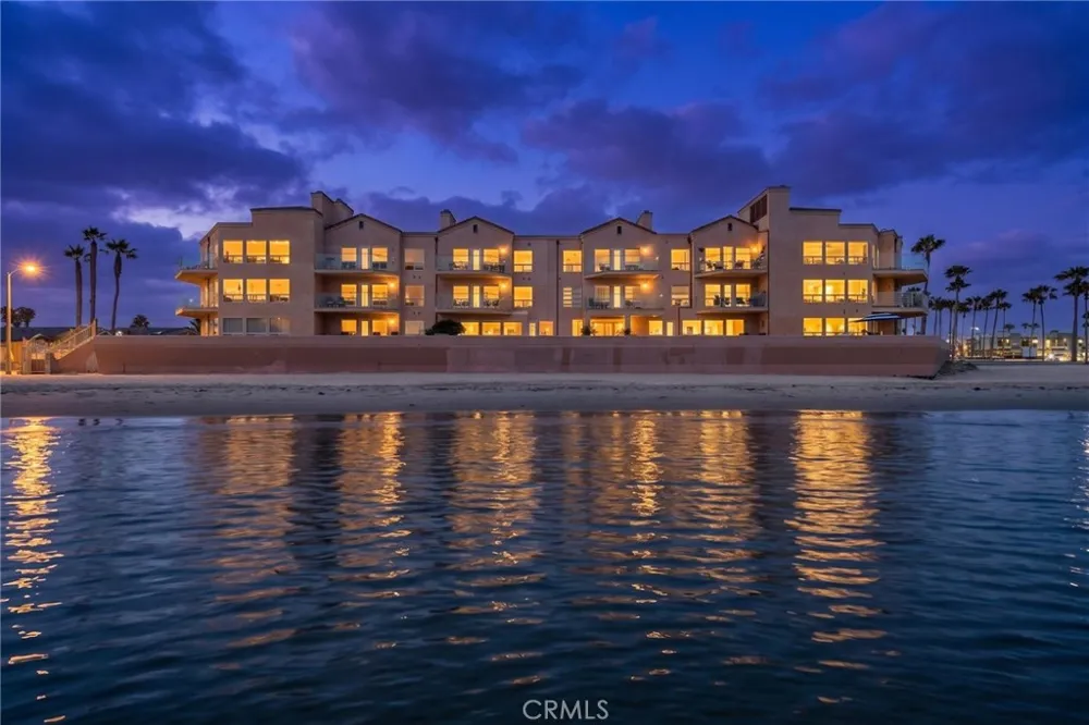 714 Seacoast Drive #211 Imperial Beach, CA 91932