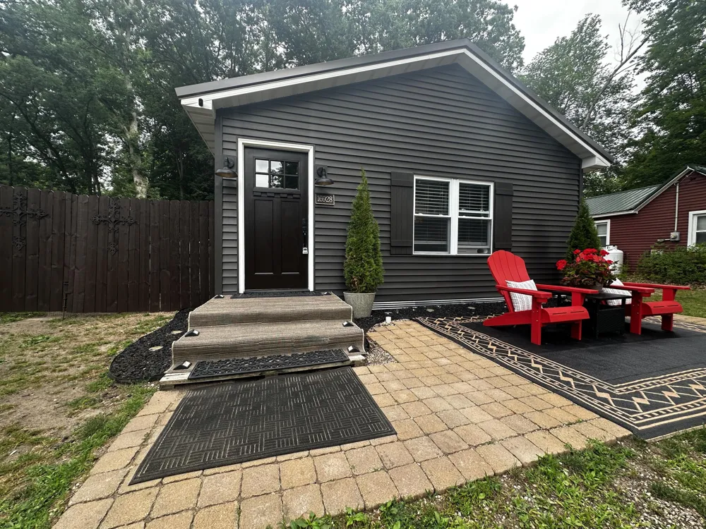 16928 6th Street Wellston, MI 49689