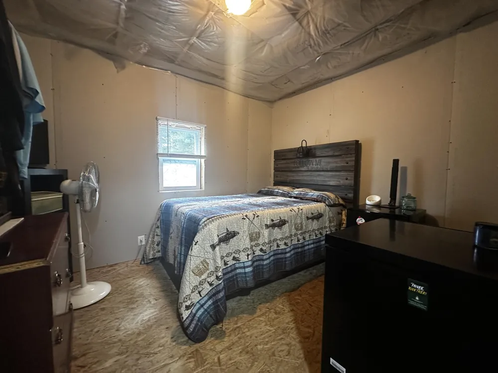 16928 6th Street Wellston, MI 49689